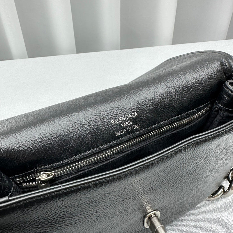 Balenciaga BB Soft bag