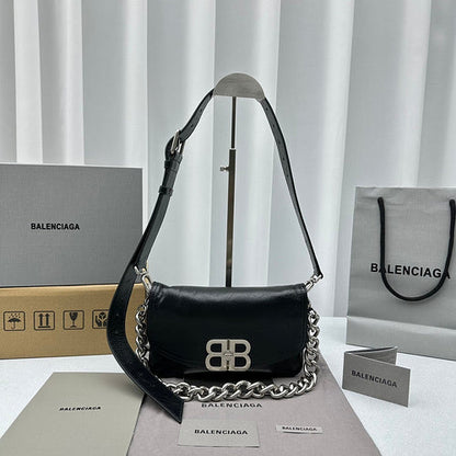 Balenciaga BB Soft bag