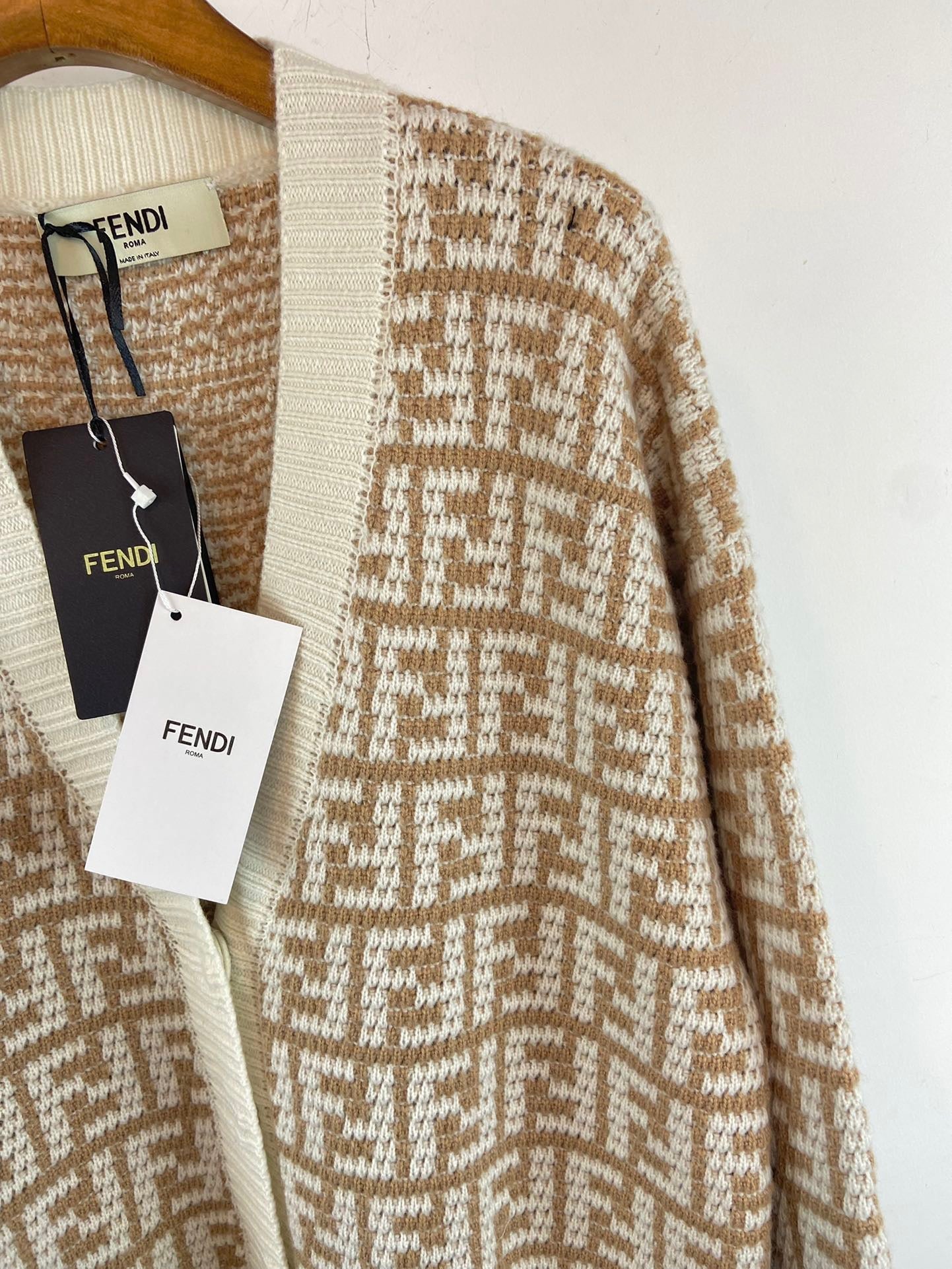 CARDIGAN FENDI