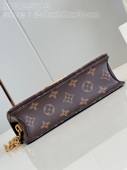 Louis vuitton  Lily wallet