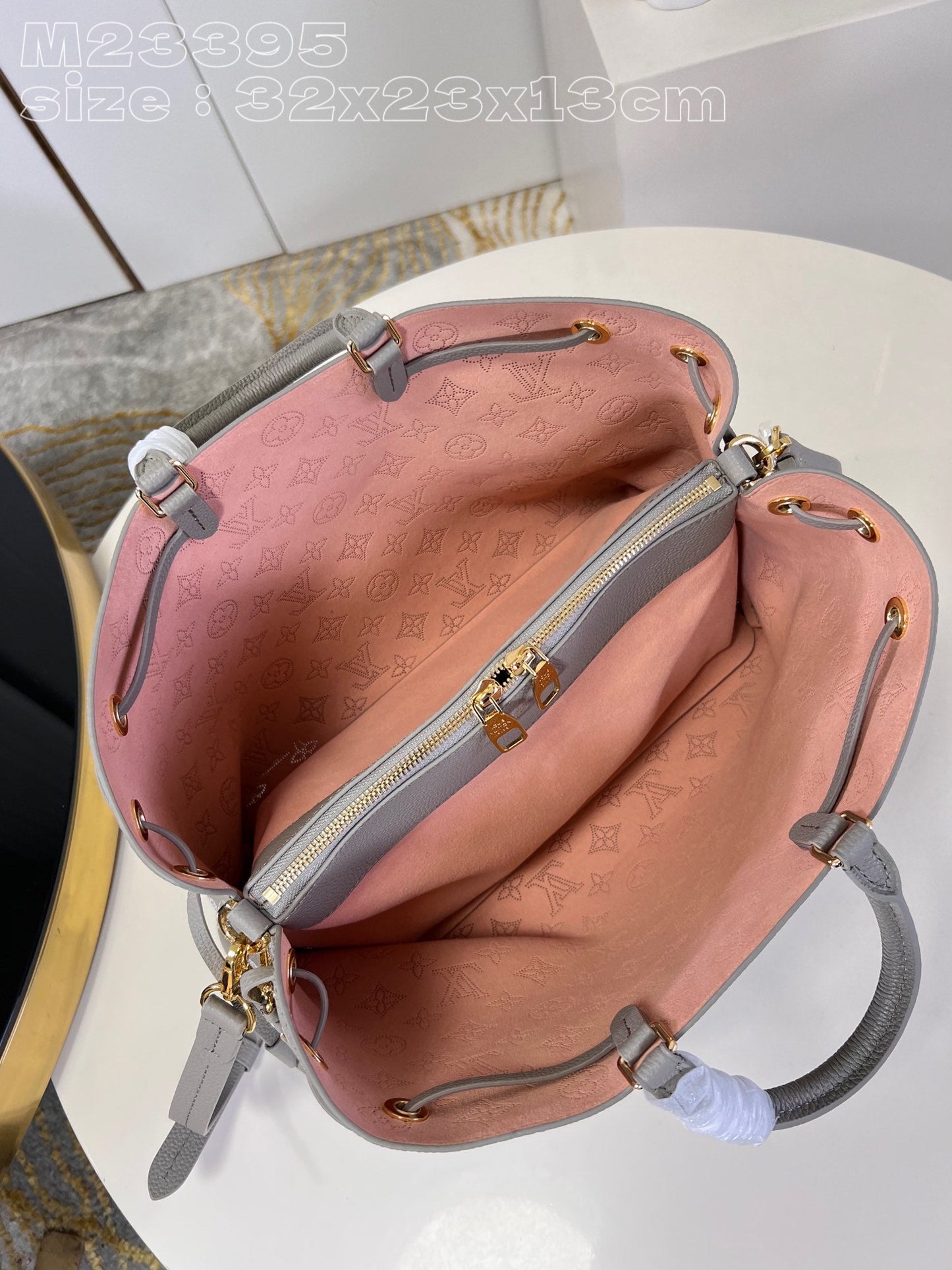 Louis vuitton Bella Tote bag