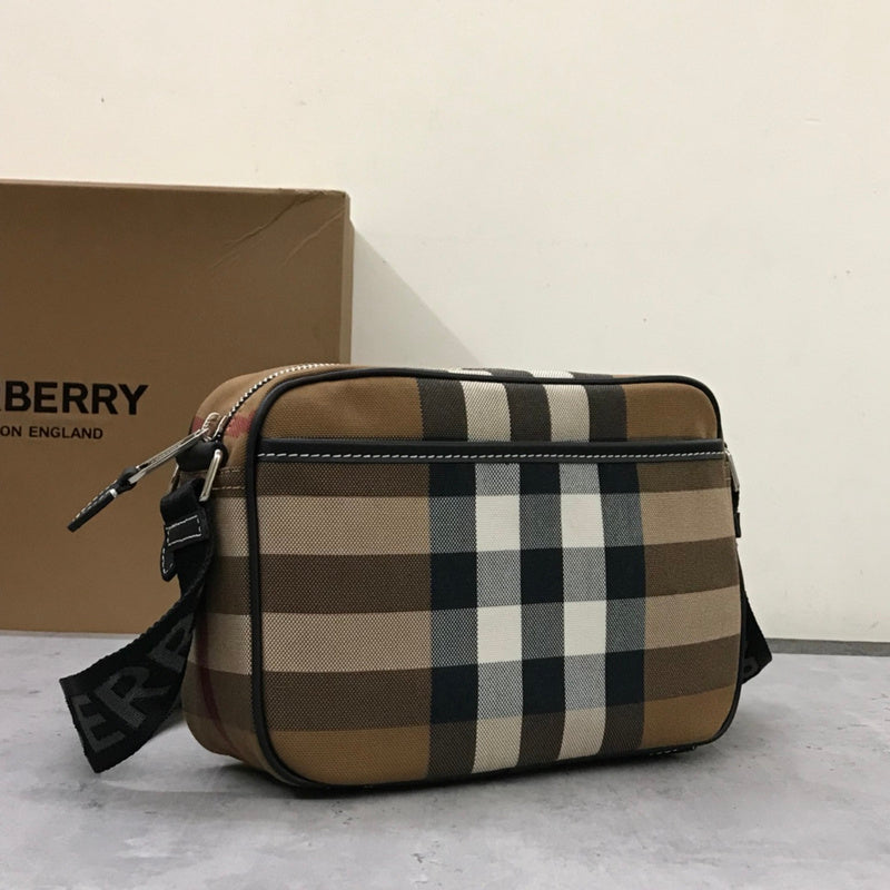 Burberry camera bag