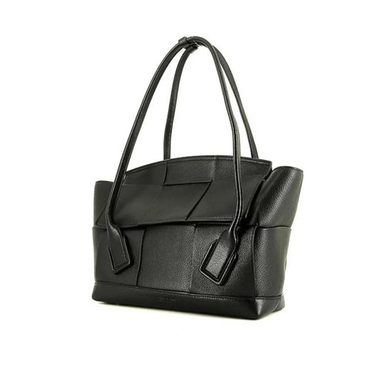 BOTTEGA VENETA ARCO 33 IN PELLE NERA