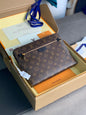 LV pochette