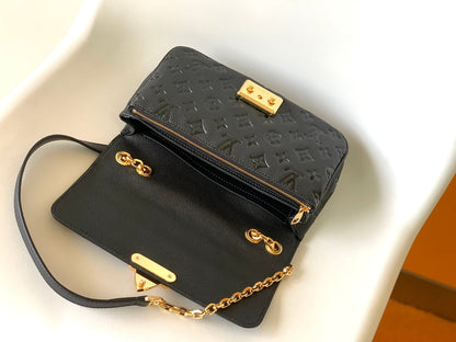 LV crossbody Metis