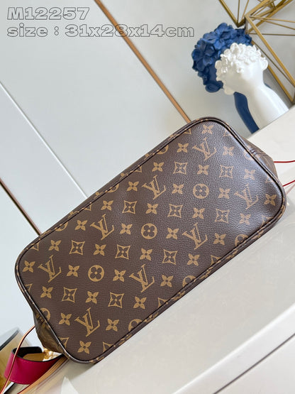 LV Neverfull